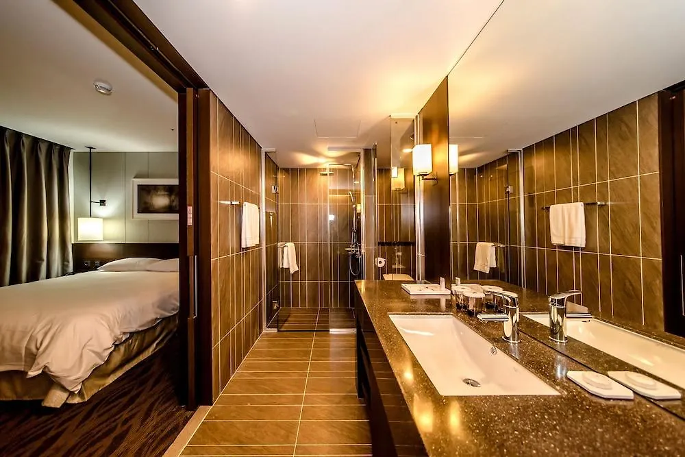 Jeju Central City Hotel