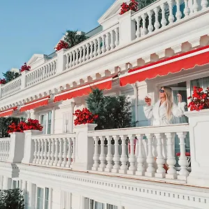 ***** Hotel Flower & Albania